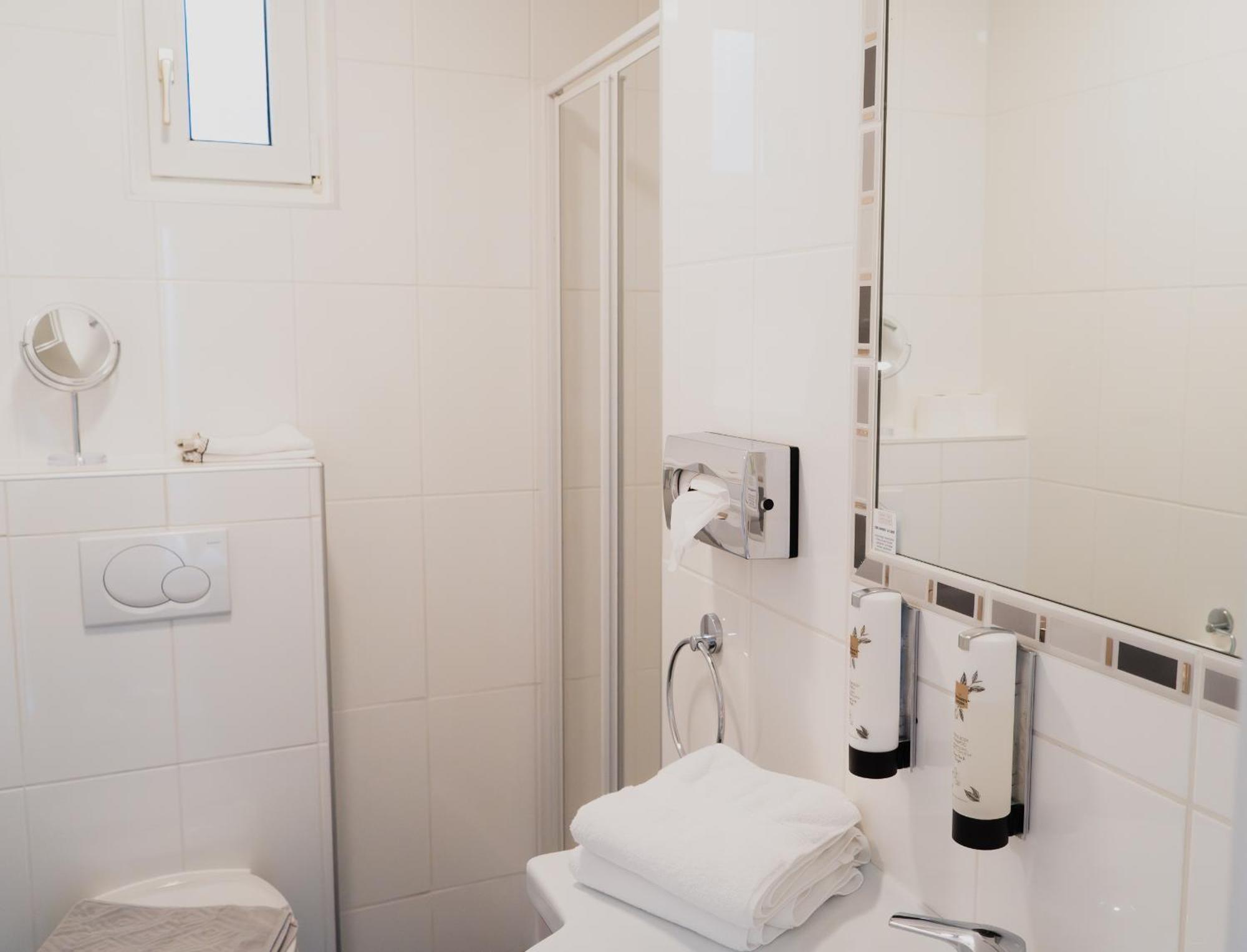 Kracher Guesthouse No 6 - Inklusive Pool Ильмиц Экстерьер фото